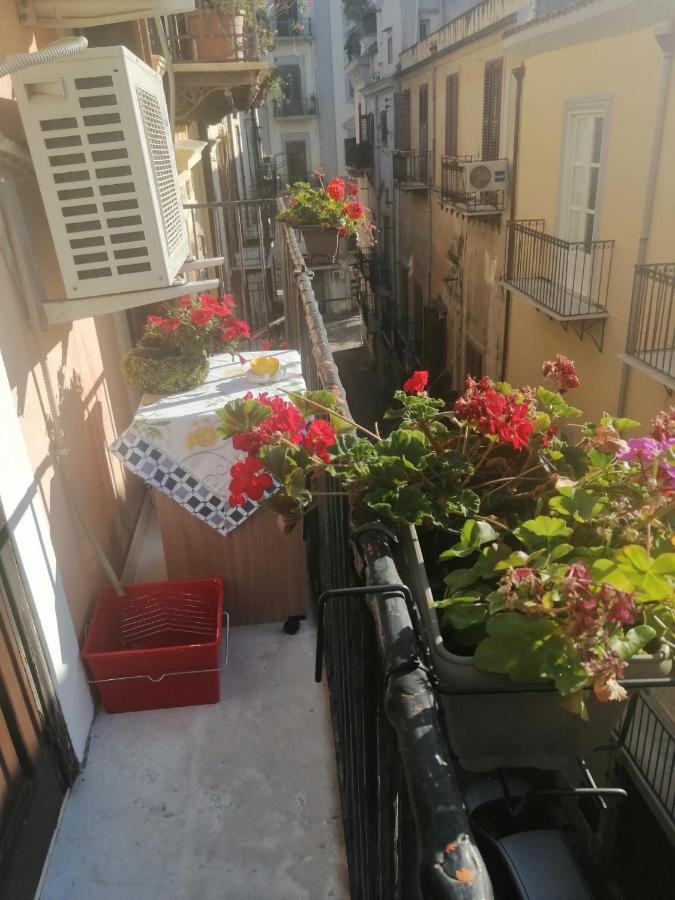 Casa Vacanza Ligia Aurora Palermo Exterior foto